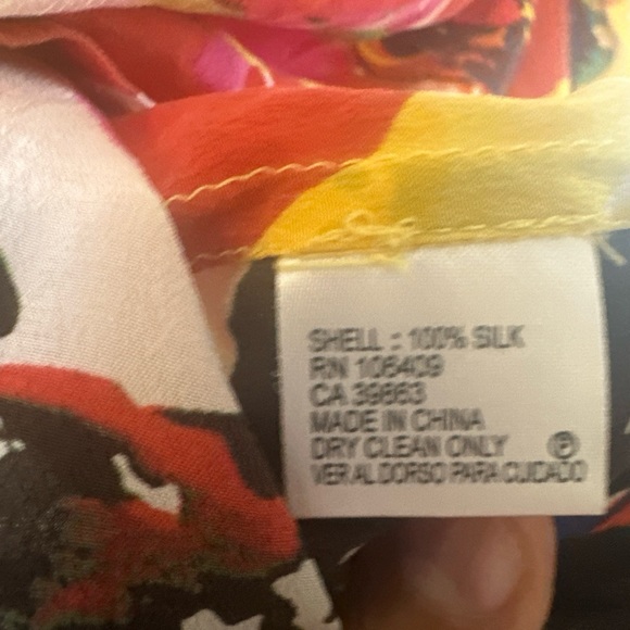 Antonio Melani 100%silk , floral women’s blouse L,perfect conditions - Picture 8 of 8